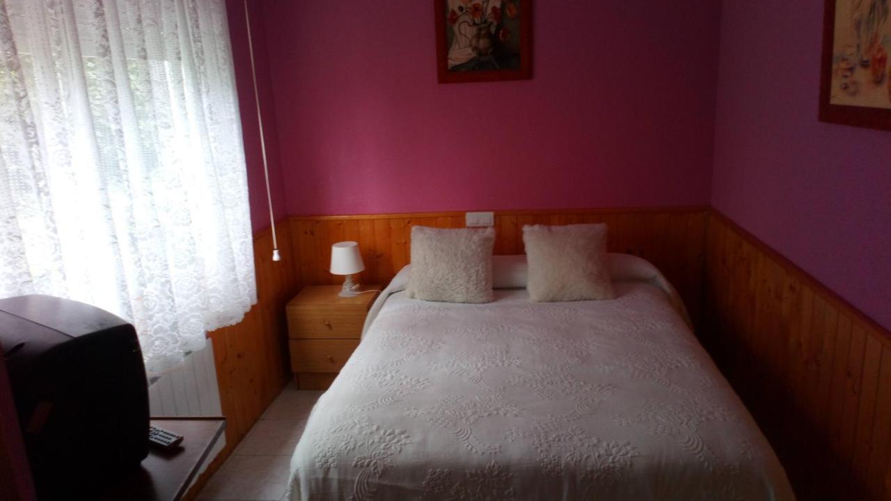 Hostal El Venero Sotillo de la Adrada Exterior photo